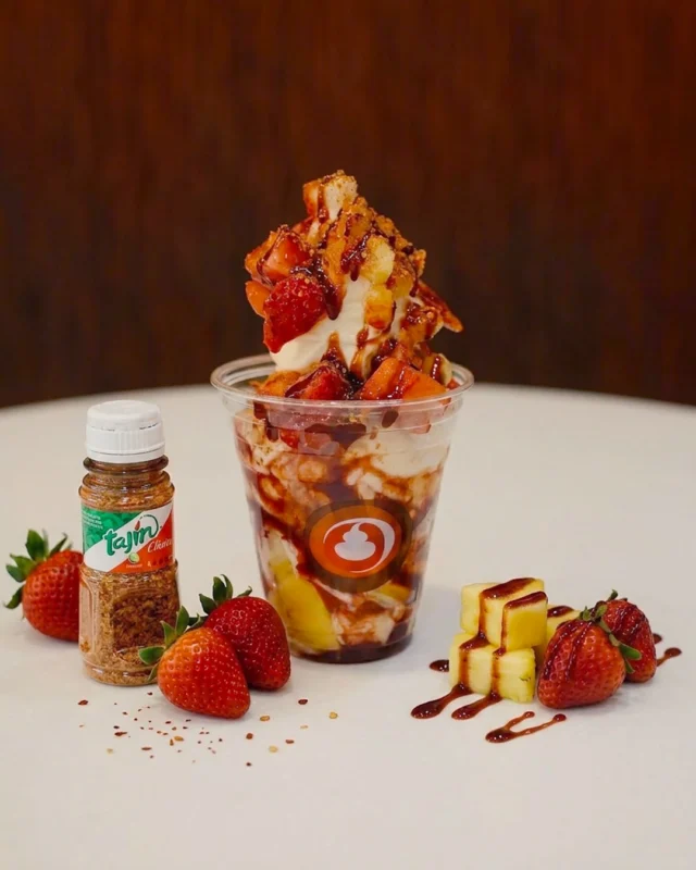 If you know… you KNOW 👀 chamoy + tajín magic 🔥🥭