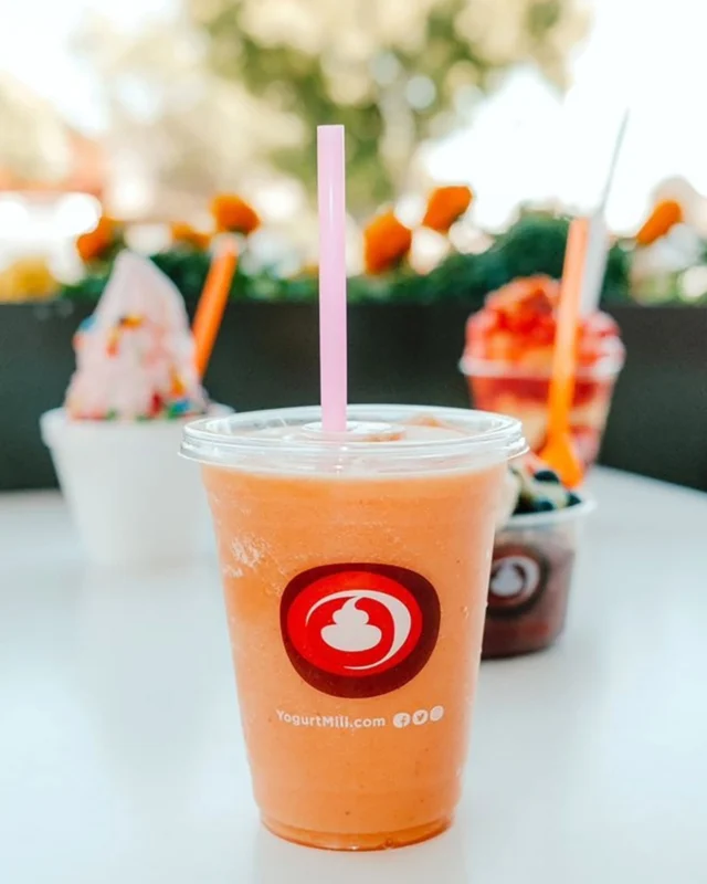 Summer isn't complete without a Mango Big Pop Smoothie. 

This fan-favorite is only here for a couple more weeks, so don't miss your chance to sip on this refreshing summer treat.

Grab yours before it's gone! ☀️💛