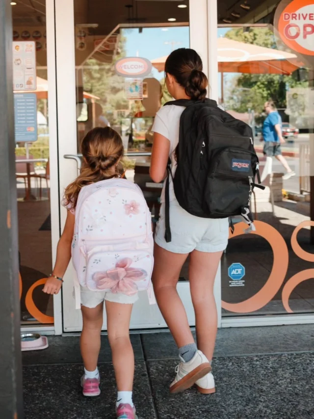 Modesto City Schools' First Day = FREE FROYO! 🍦🎒 
📍 Roseburg & Oakdale Locations: Spend $10+ → Up to 2 FREE Child-Size Yogurts
📍 Pelandale Location: Spend $10+ → FREE 10 oz
📅 Tuesday, August 11 ONLY