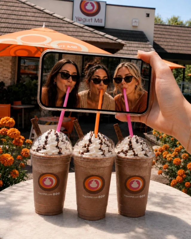 Frozen Hot Chocolate Shakes with your besties 🍫🍦