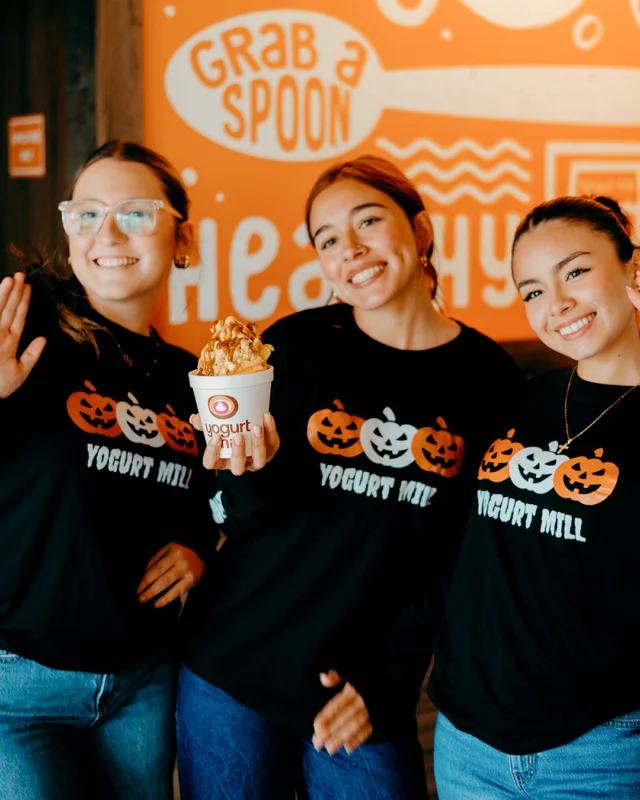 Spooky season looks sweeter on our squad! 🎃👻🍦🧡

Serving up smiles, swirls & a little Halloween magic all season long! 🍂